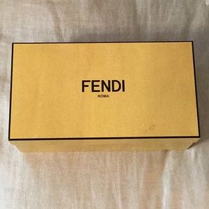Fendi Roma faux wood shoe/gift/decor box. The dimension is 7.5x13.5x5.